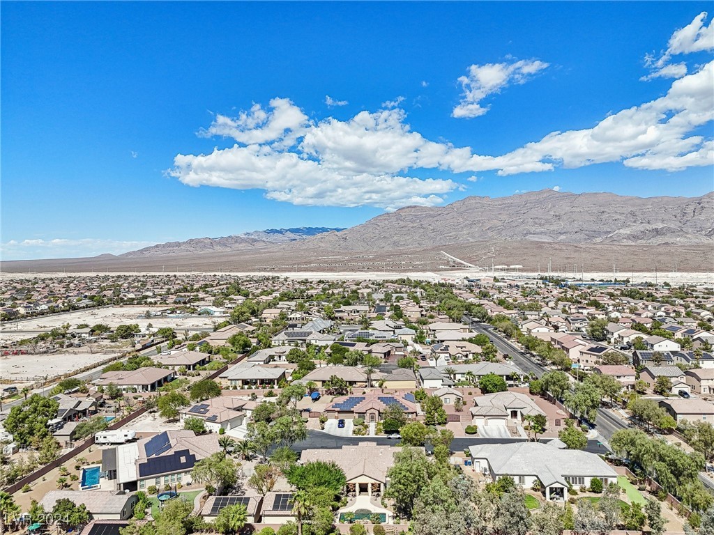 5121 Whisper Mare Court