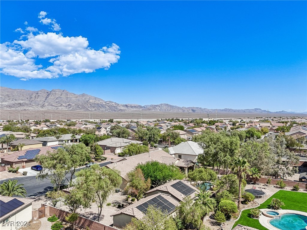 5121 Whisper Mare Court