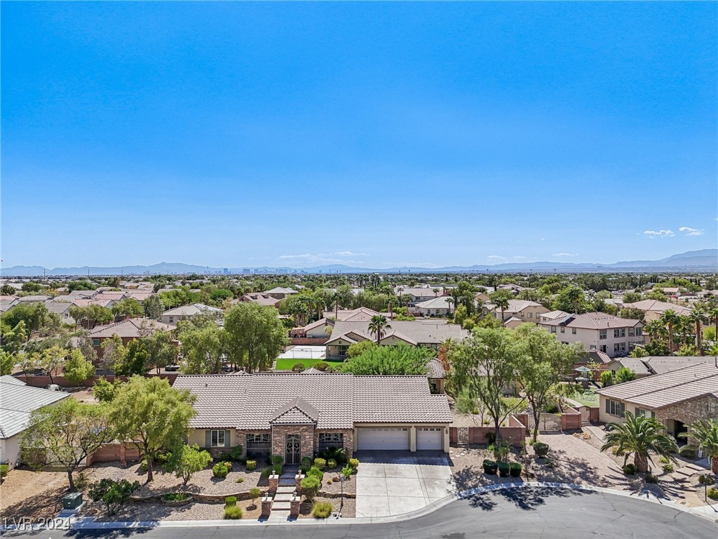 5121 Whisper Mare Court