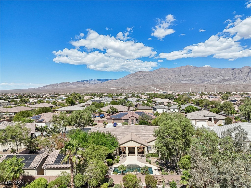 5121 Whisper Mare Court