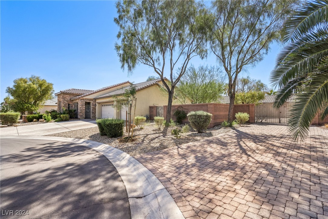 5121 Whisper Mare Court