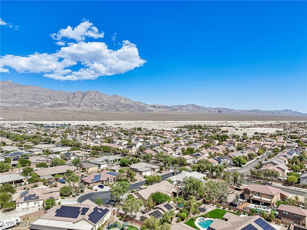 5121 Whisper Mare Court