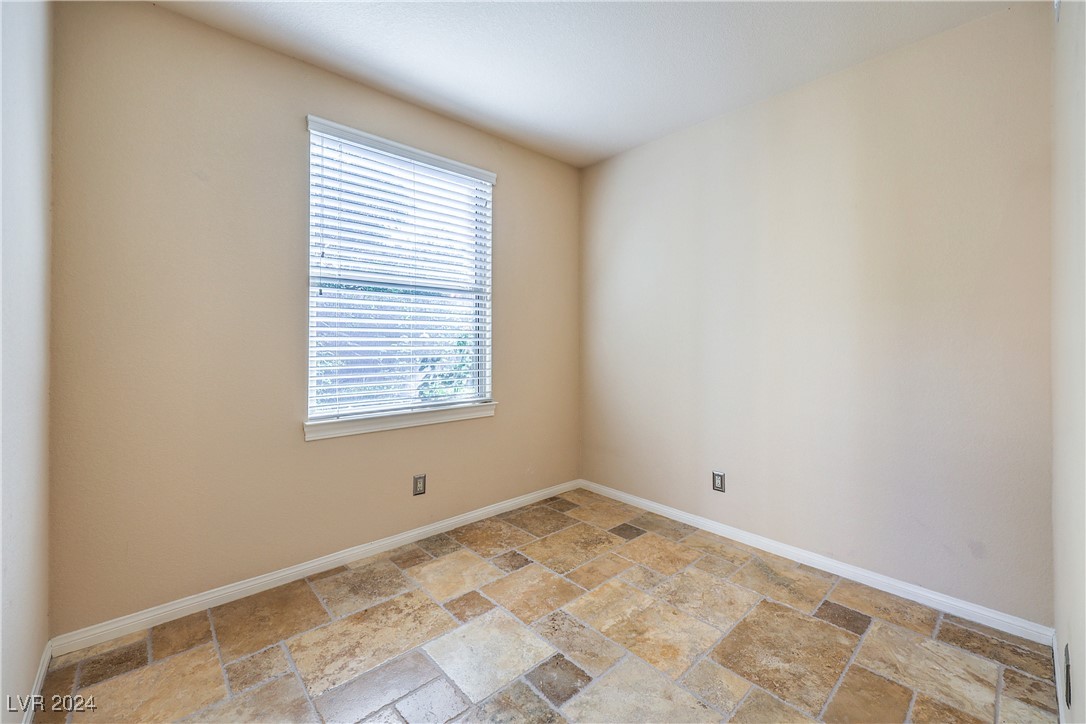 868 White Sparrow Street