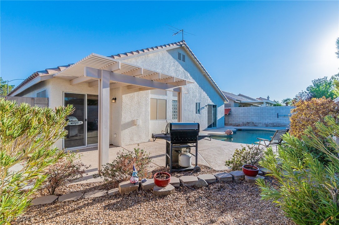 1096 Kabuki Avenue