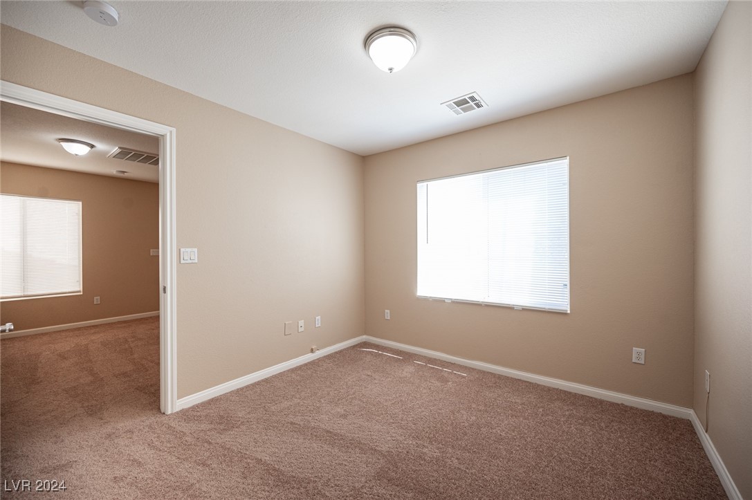 8237 Golden Flowers Street