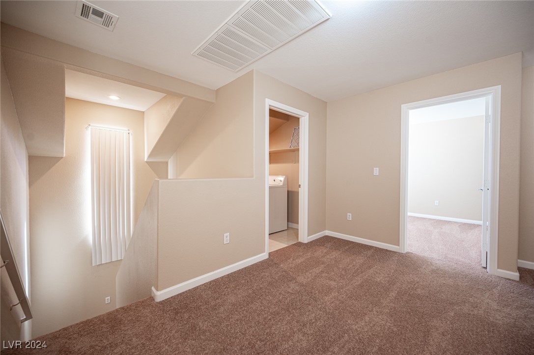 8237 Golden Flowers Street