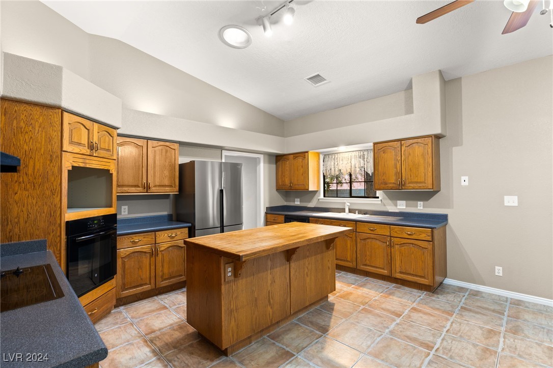 1053 Geranium Drive