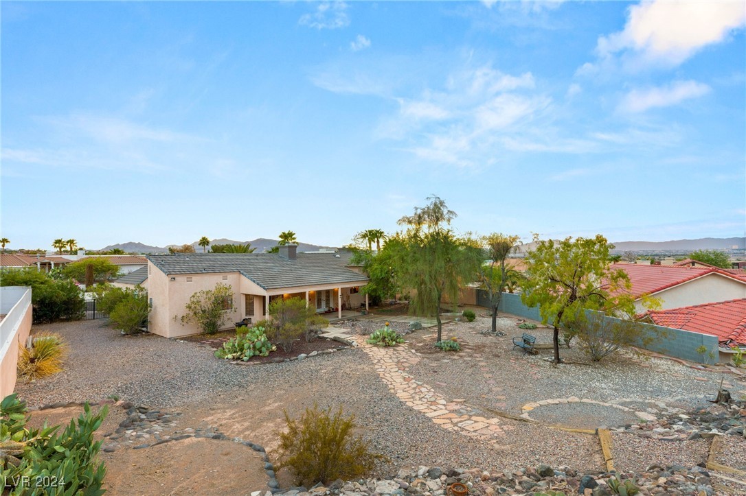 1053 Geranium Drive