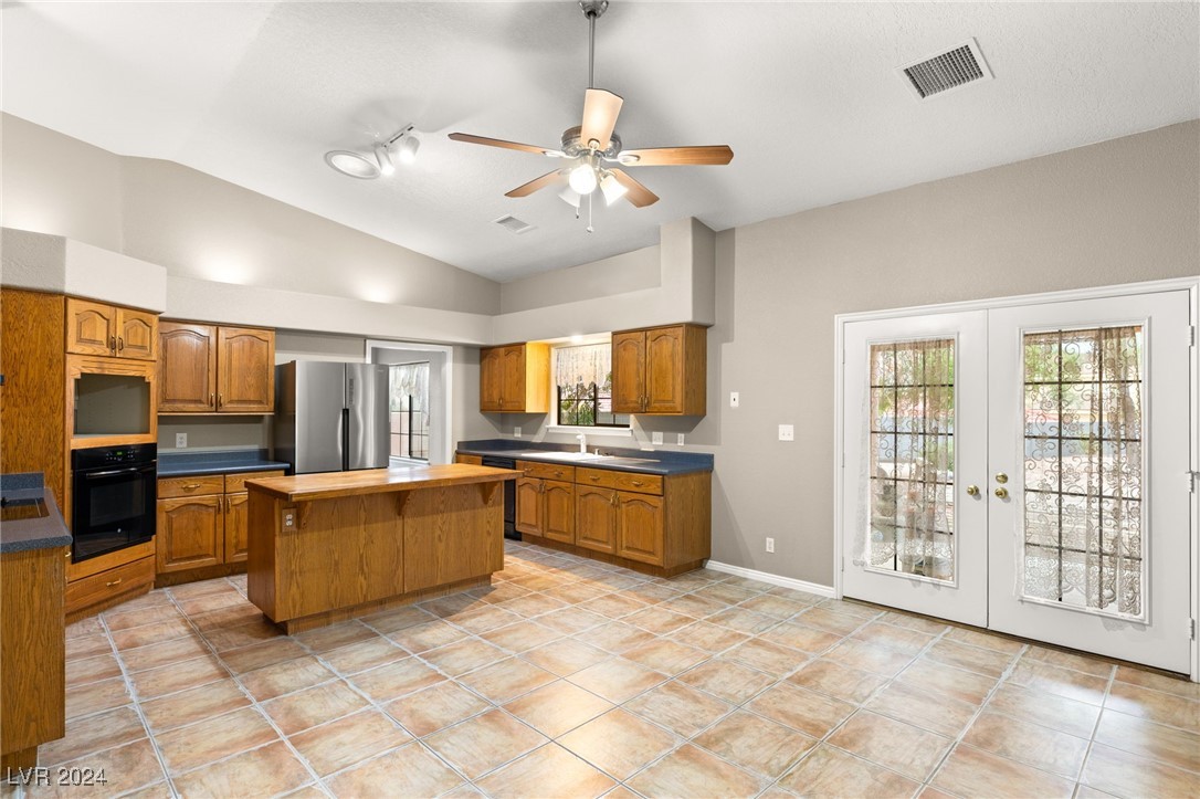 1053 Geranium Drive
