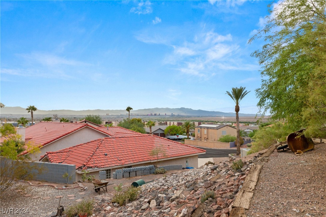 1053 Geranium Drive