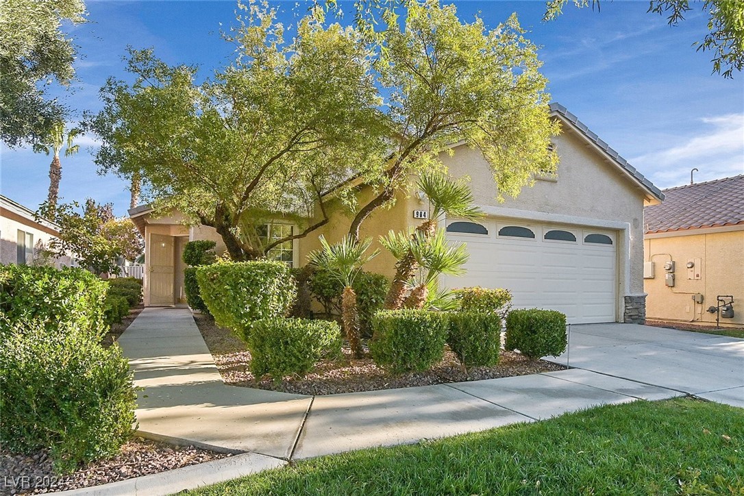 904 Skyforest Drive