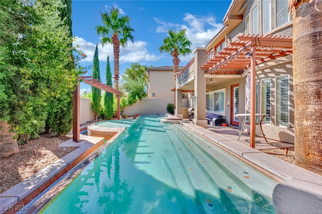 9509 Royal Windsor Avenue