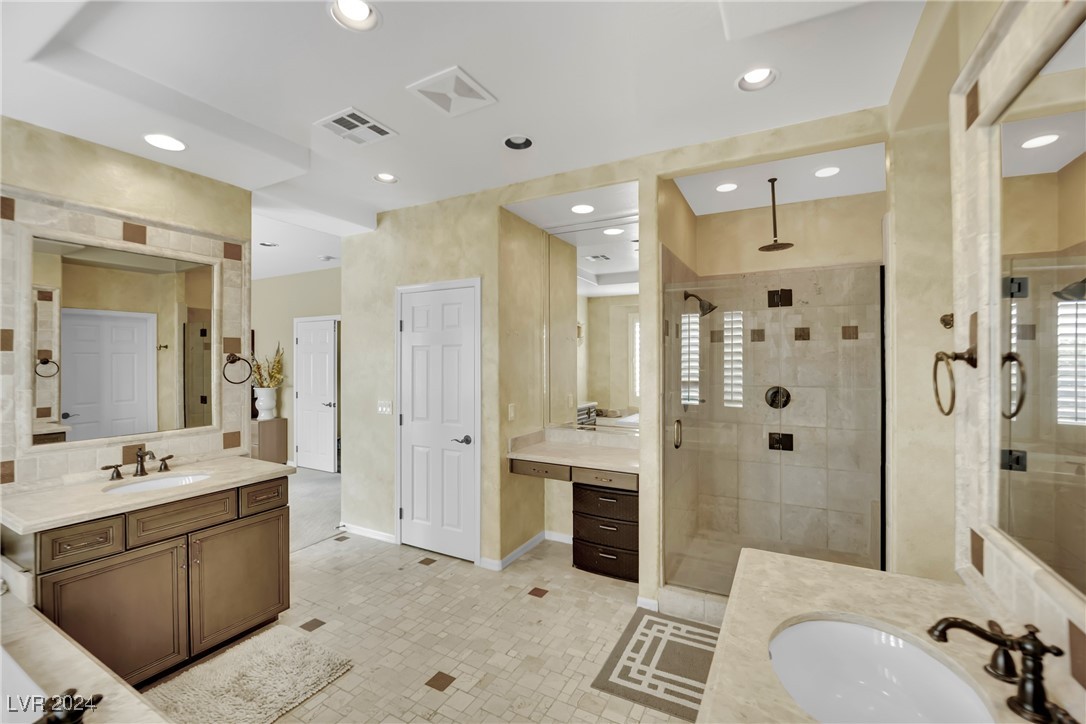 9509 Royal Windsor Avenue