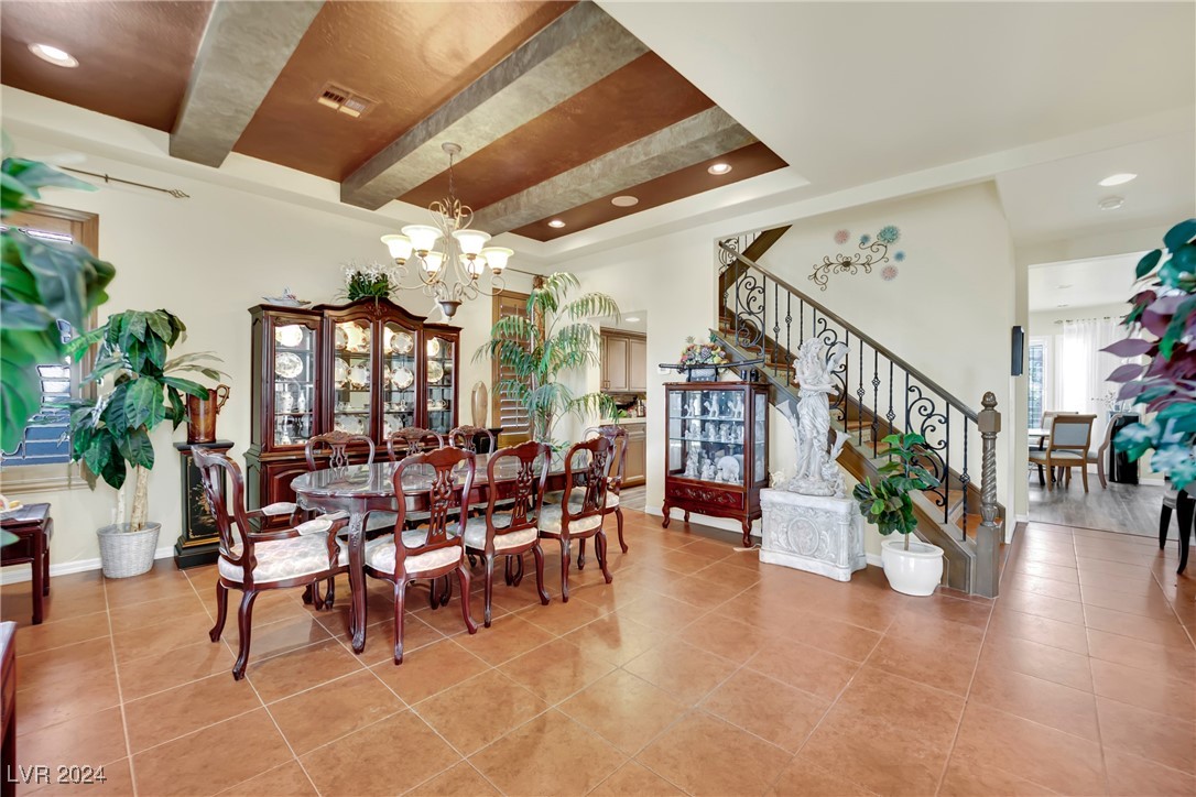 9509 Royal Windsor Avenue