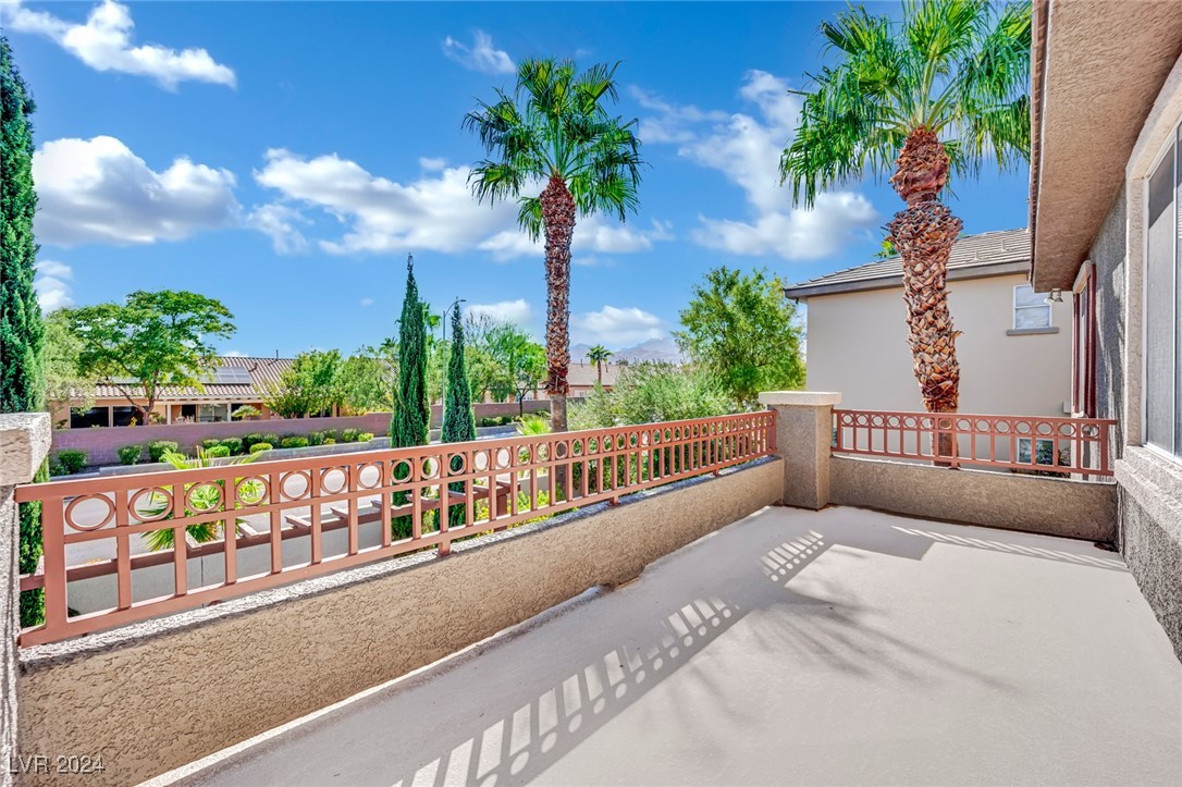 9509 Royal Windsor Avenue