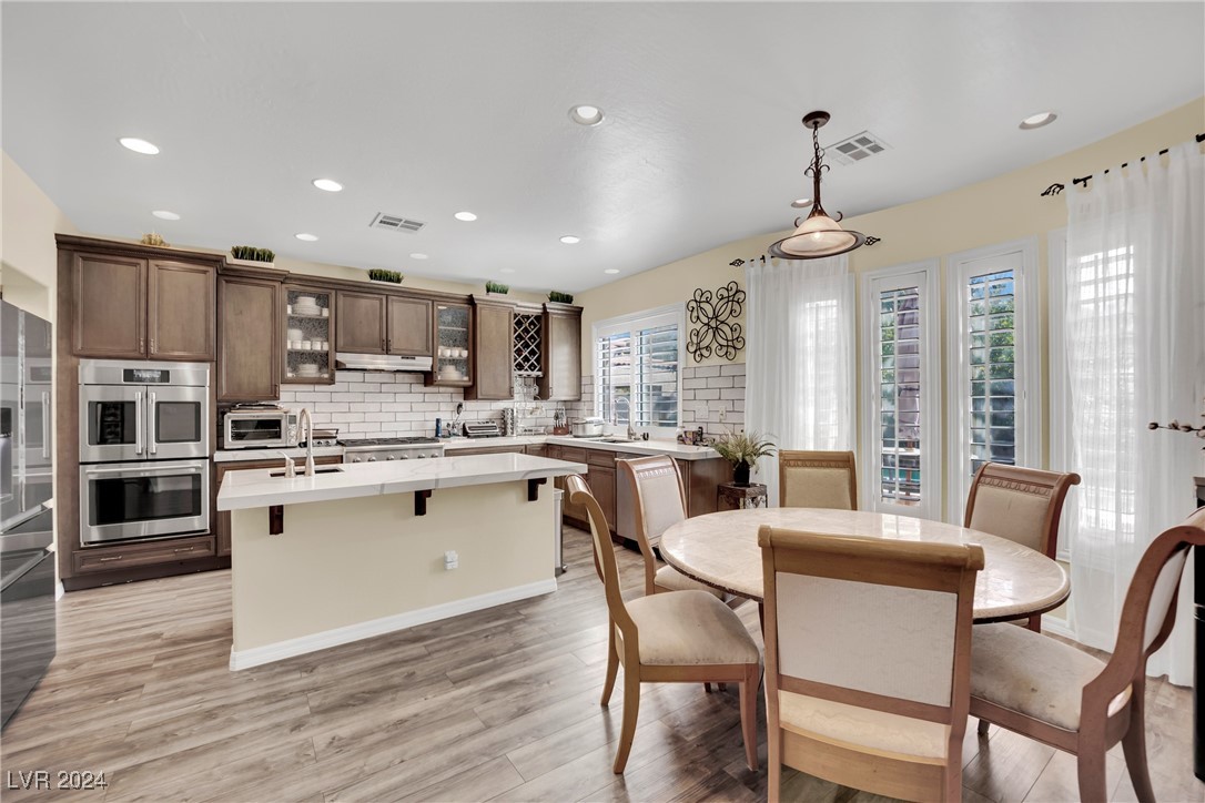 9509 Royal Windsor Avenue