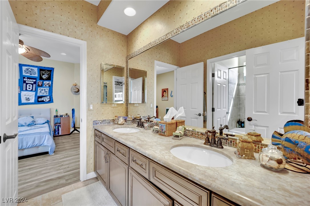 9509 Royal Windsor Avenue