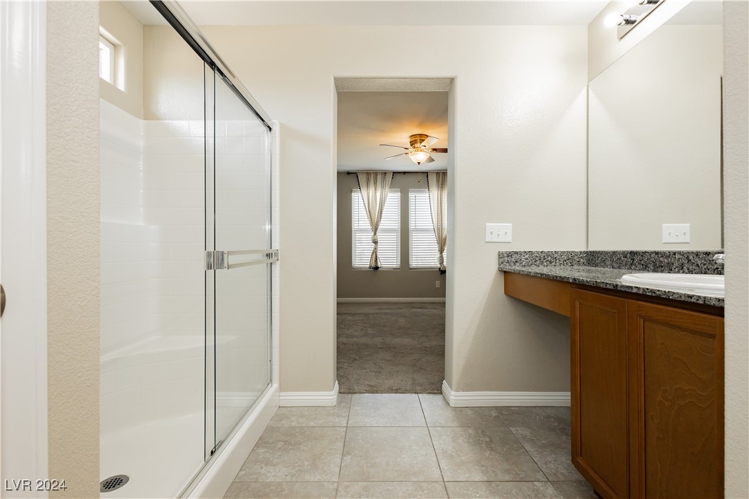 3882 East Chaffe Avenue