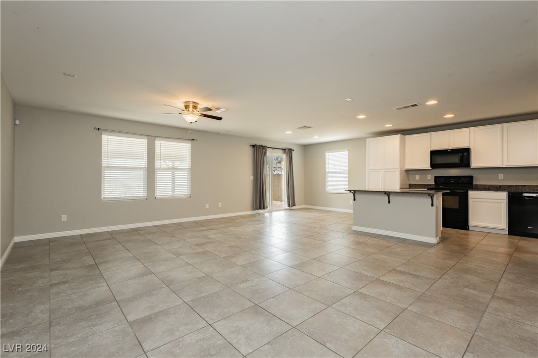 3882 East Chaffe Avenue