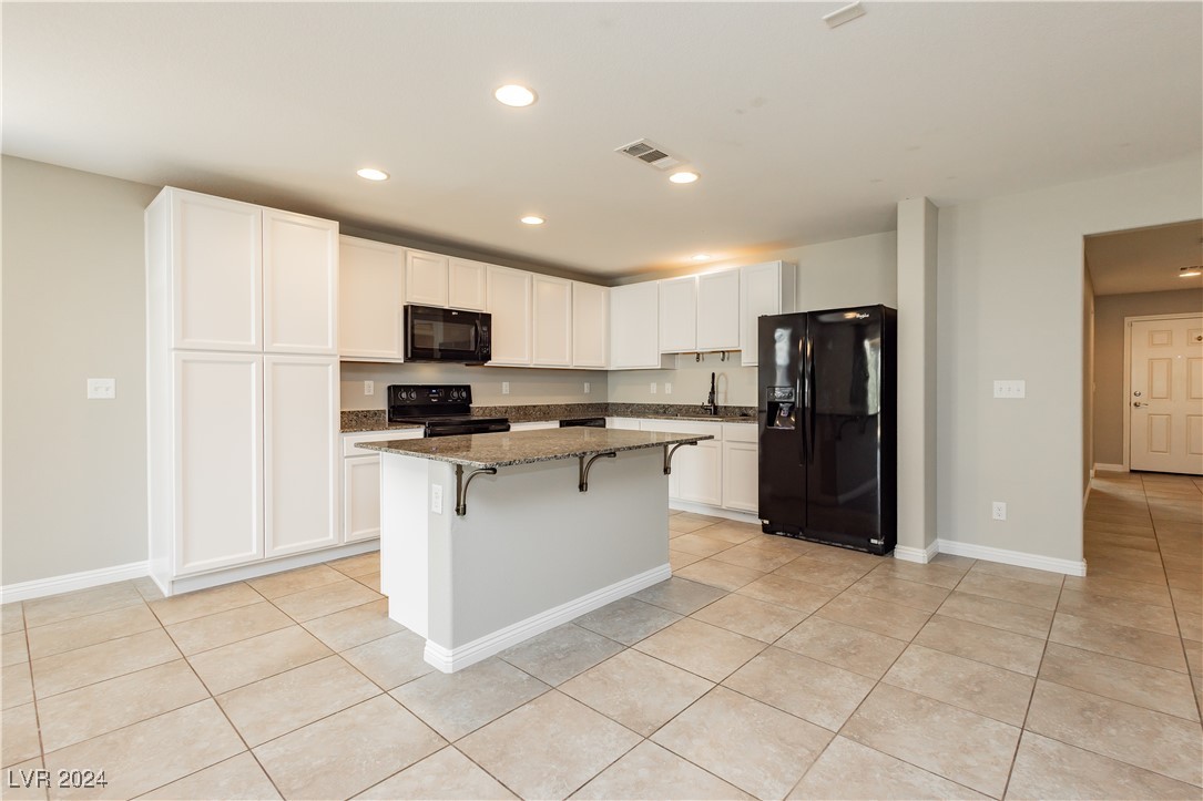 3882 East Chaffe Avenue