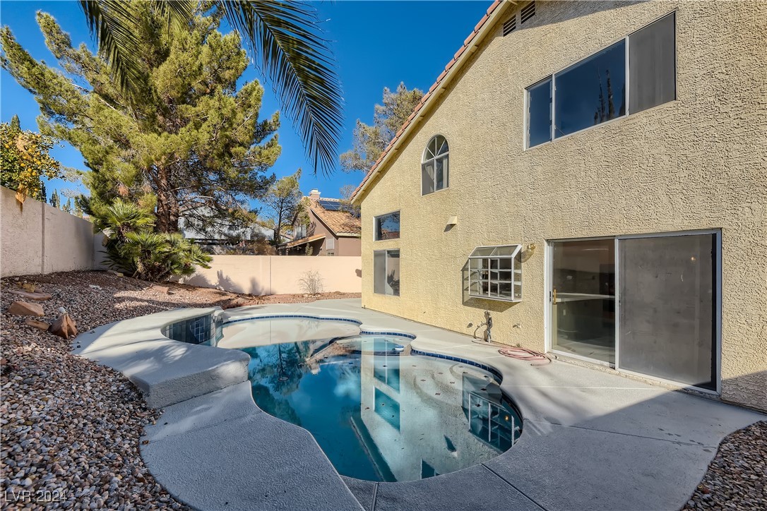 9937 Whalers Landing Court