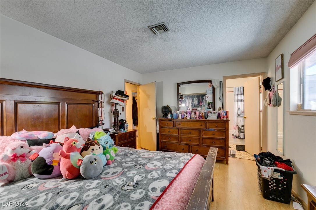 4389 Bluecrest Road