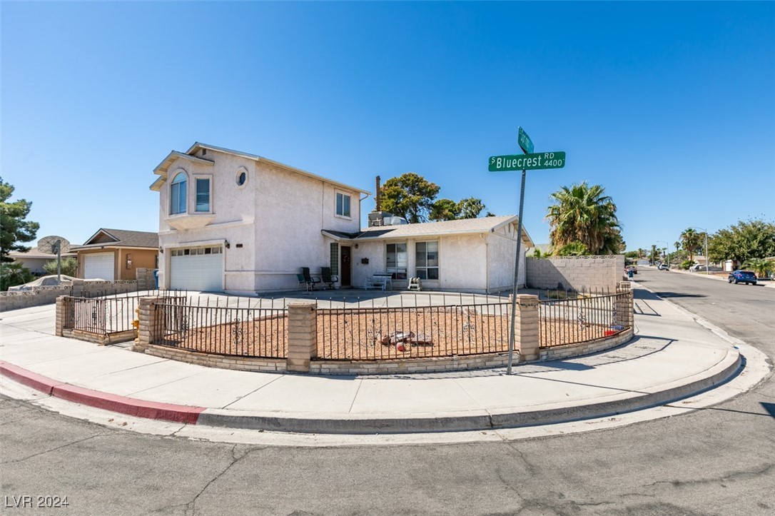 4389 Bluecrest Road