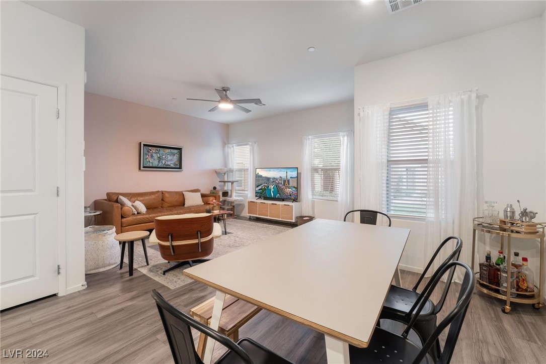 518 Foothill Cove Lane