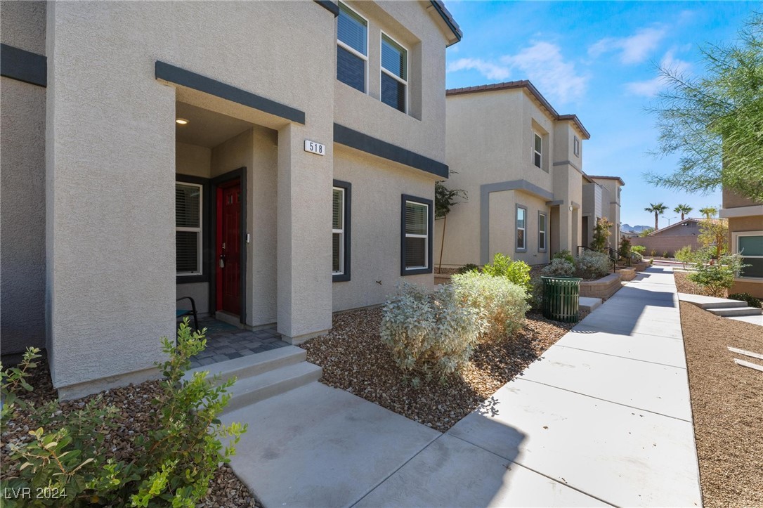 518 Foothill Cove Lane