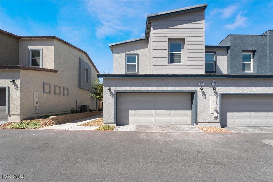 518 Foothill Cove Lane