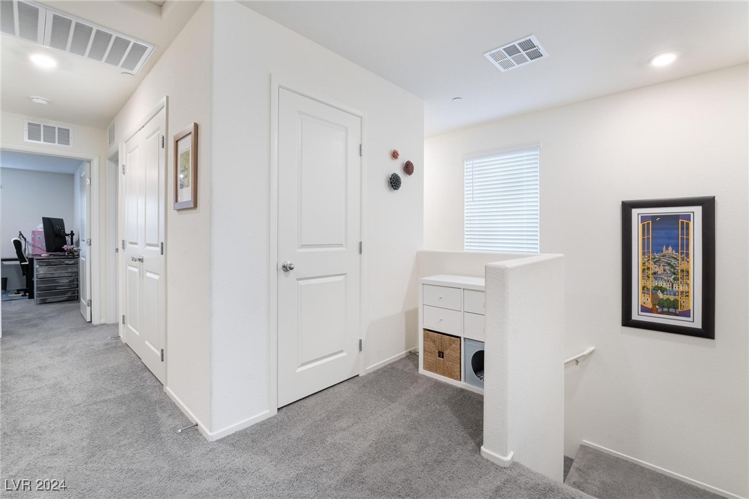 518 Foothill Cove Lane