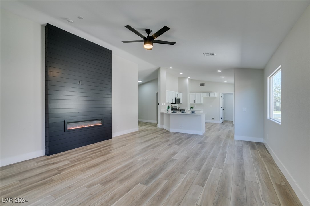 5686 Crowbush Cove Place