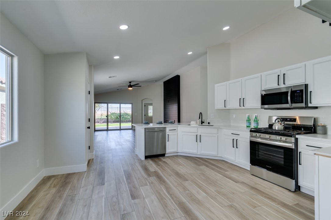 5686 Crowbush Cove Place