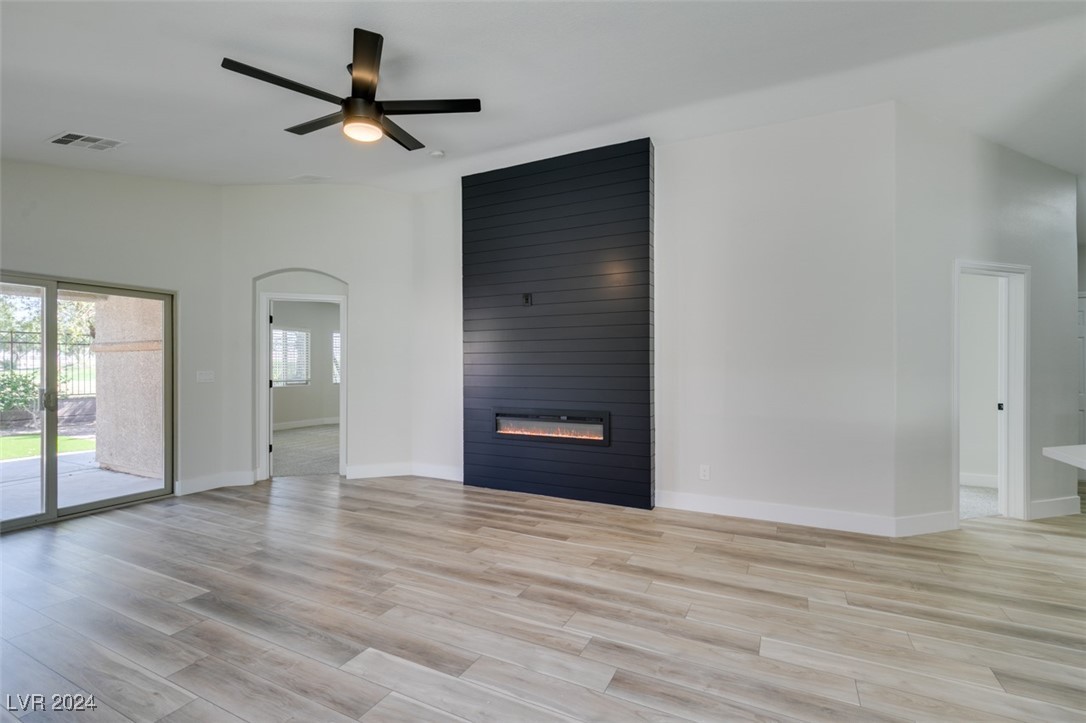 5686 Crowbush Cove Place