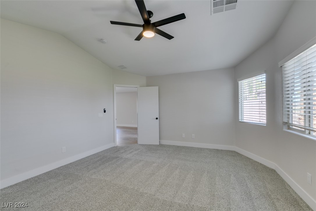 5686 Crowbush Cove Place