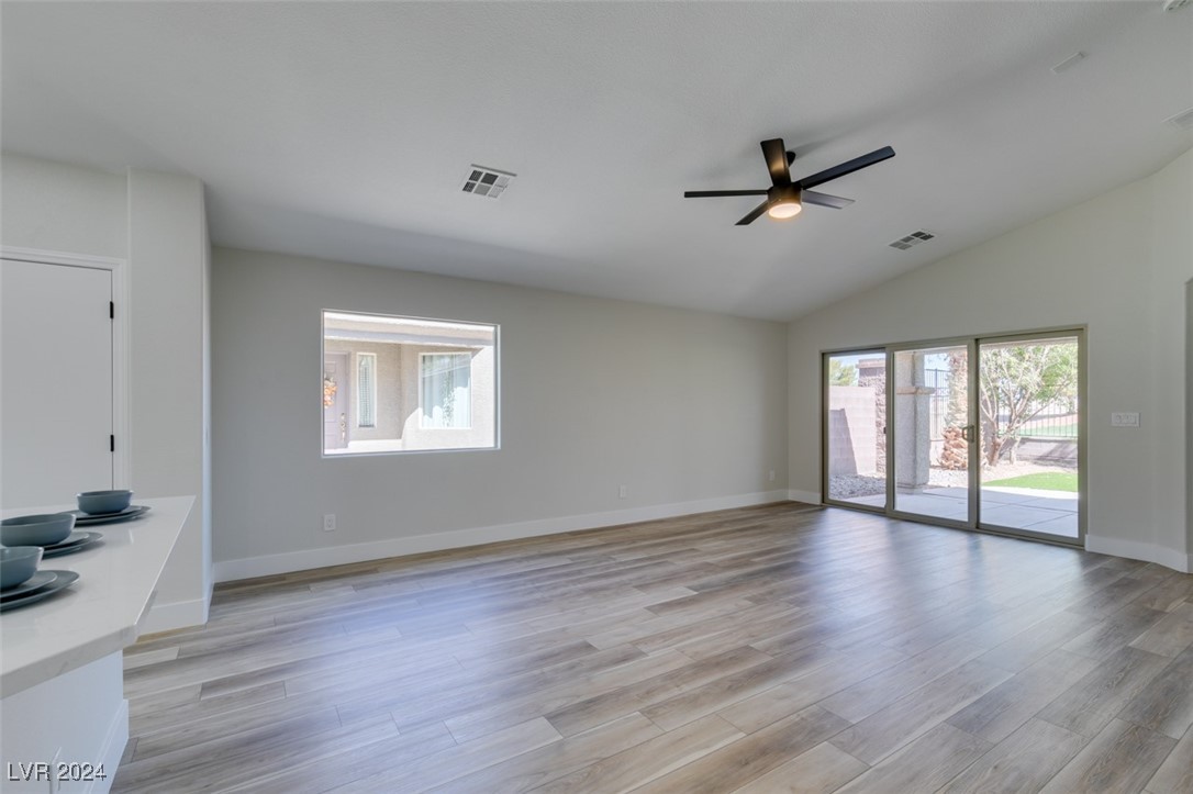 5686 Crowbush Cove Place