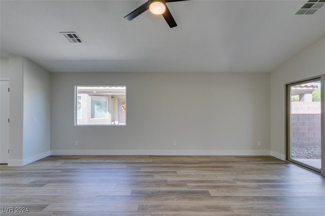 5686 Crowbush Cove Place