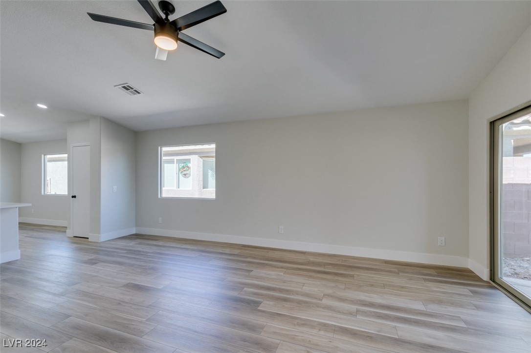 5686 Crowbush Cove Place