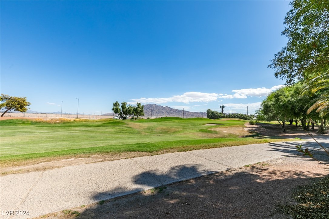 5686 Crowbush Cove Place