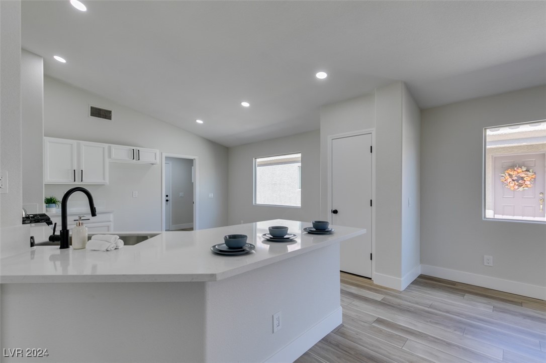 5686 Crowbush Cove Place