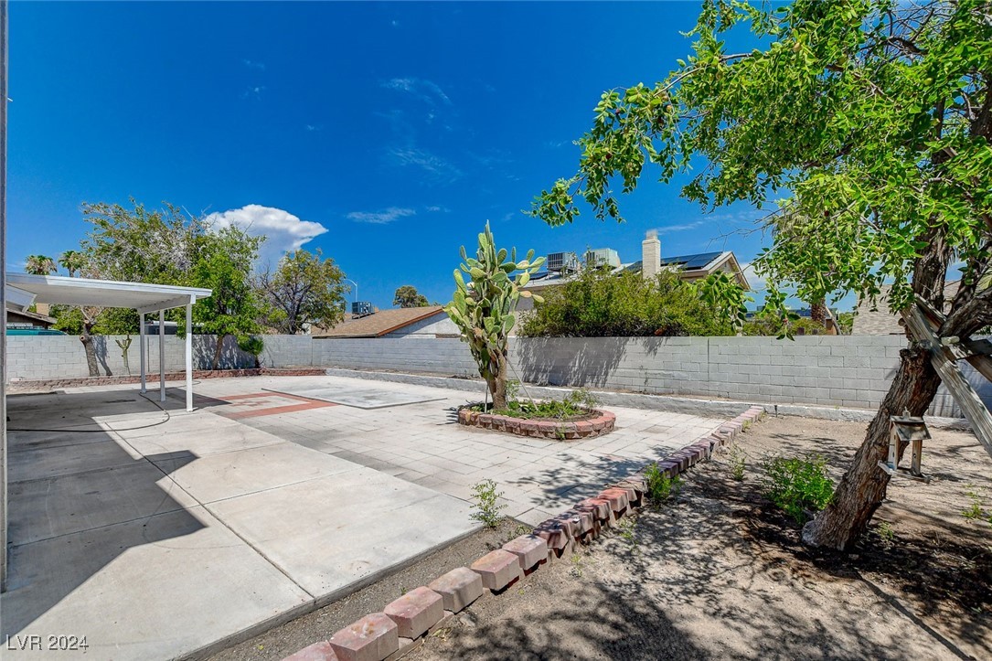 2432 Golden Arrow Drive