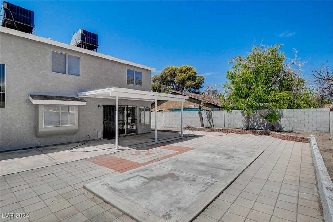 2432 Golden Arrow Drive