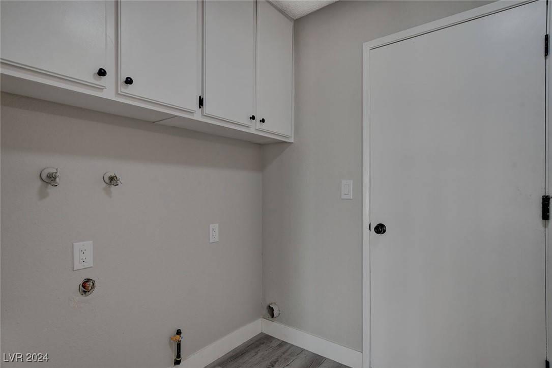 2432 Golden Arrow Drive