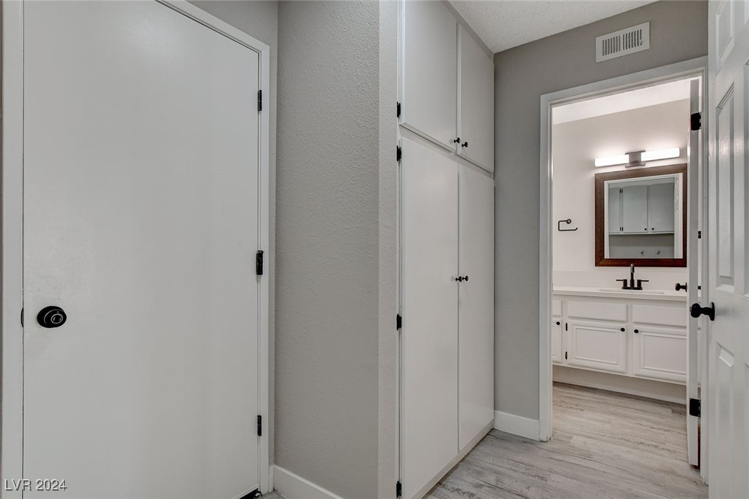 2432 Golden Arrow Drive