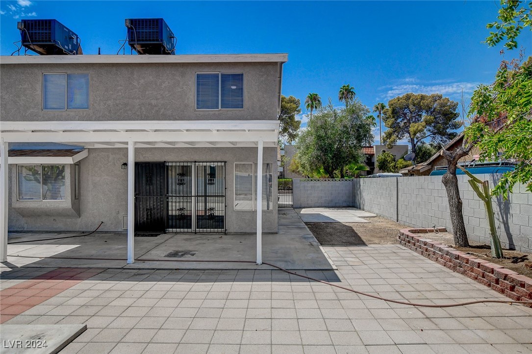 2432 Golden Arrow Drive