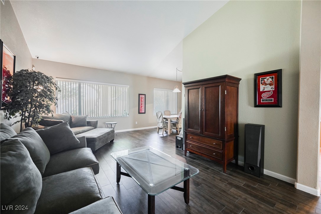4352 Yorkwood Drive