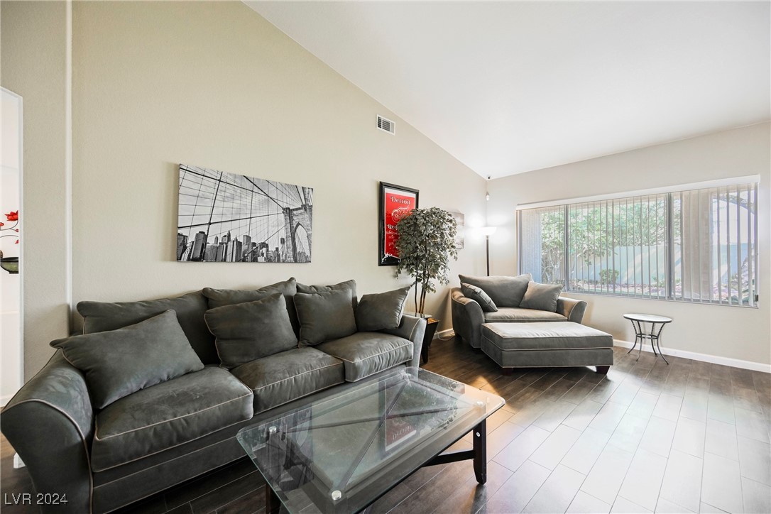 4352 Yorkwood Drive
