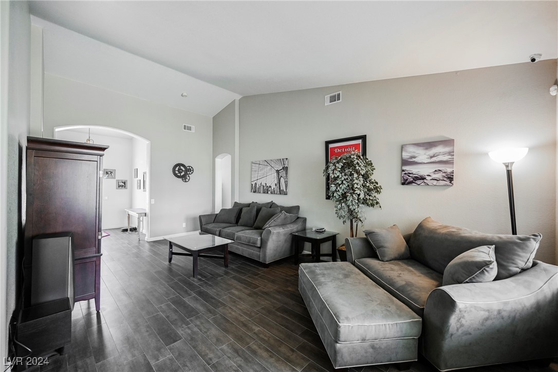 4352 Yorkwood Drive