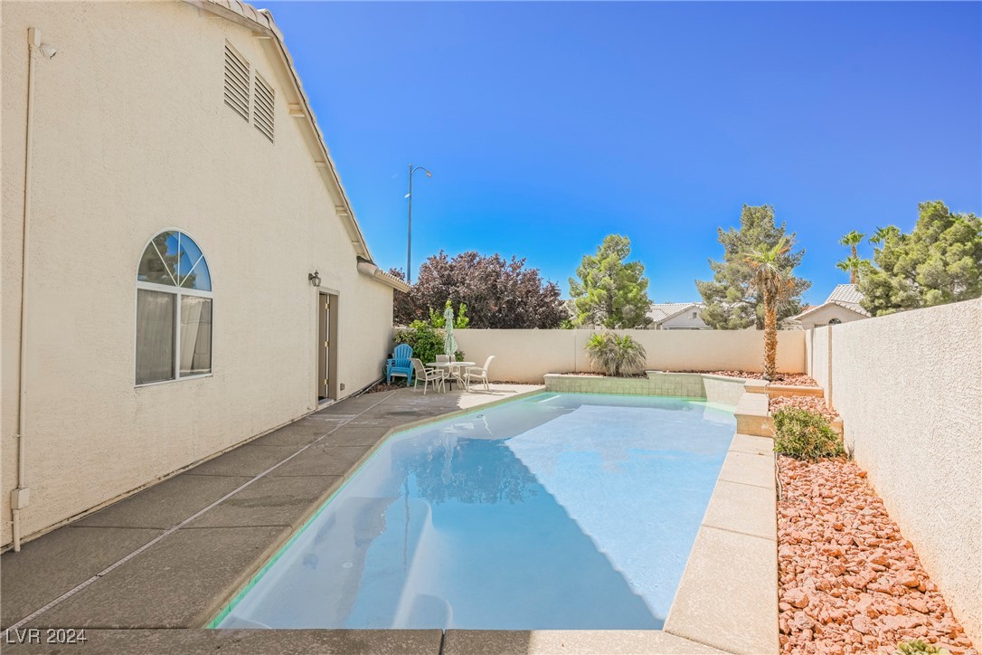4352 Yorkwood Drive