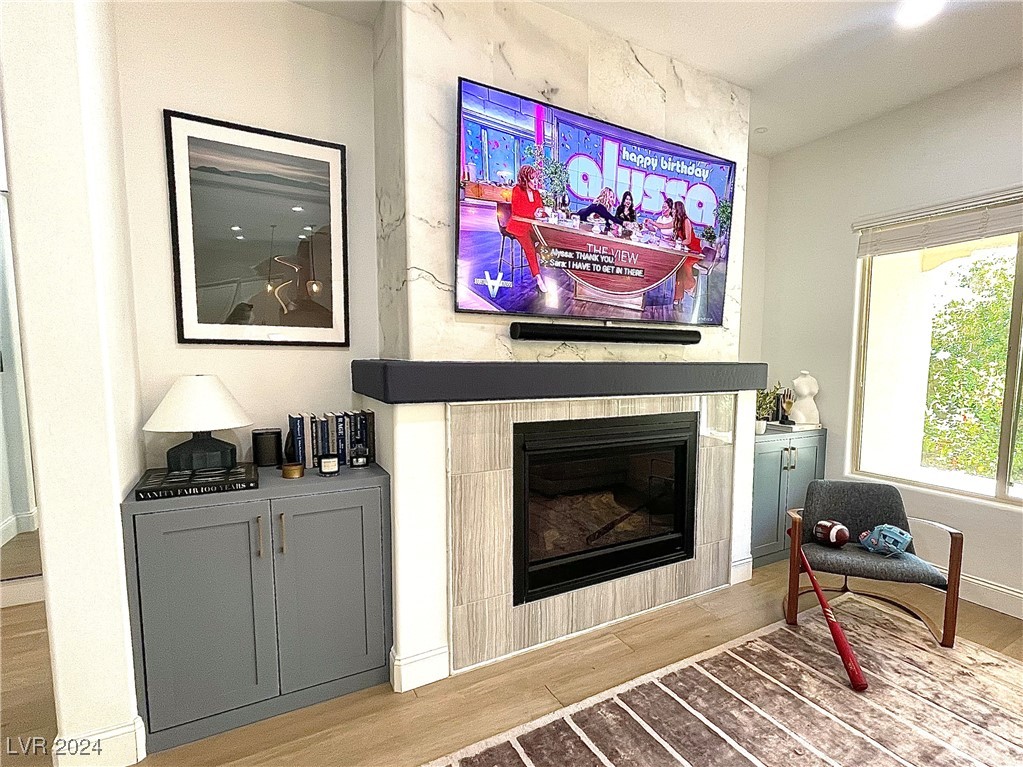 3455 Tarbena Drive